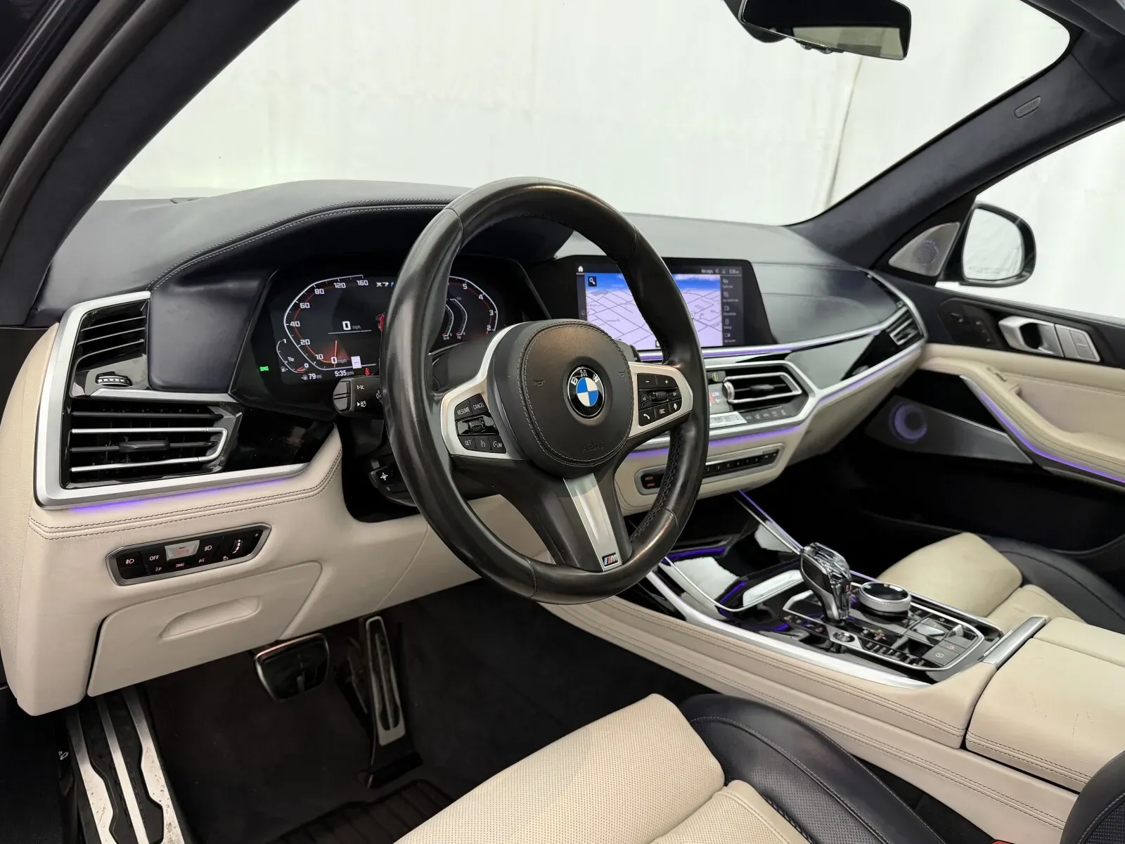 BMW X7 photo 11