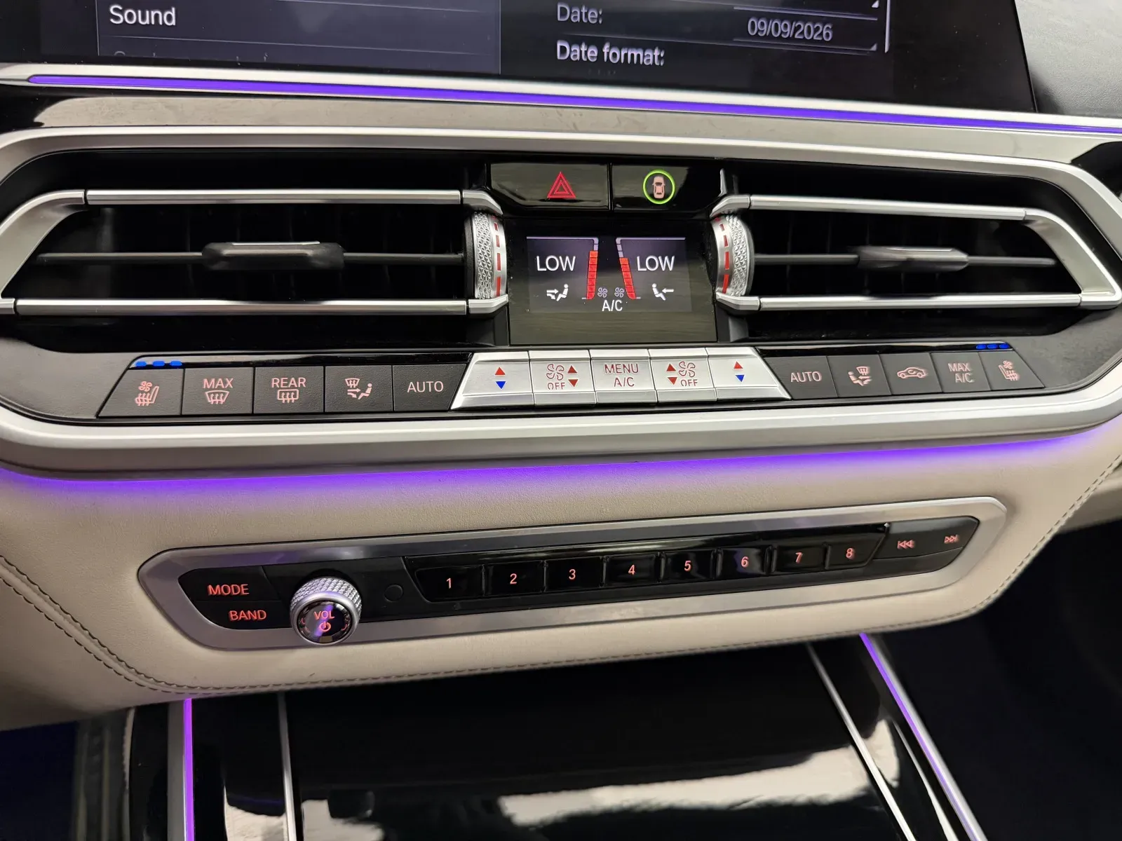 BMW X7 photo 41