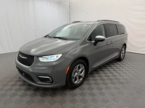 Photos of 2023 Chrysler Pacifica Limited for sale in Arlington Heights, IL at Autos of Chicago