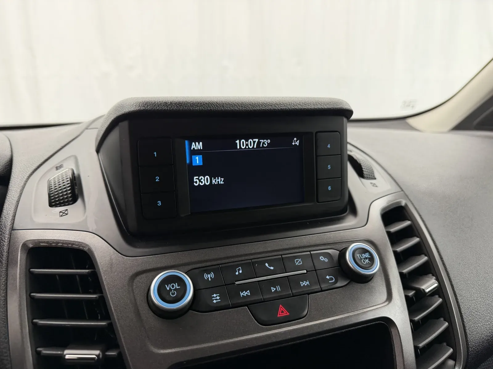 Ford Transit Connect photo 17