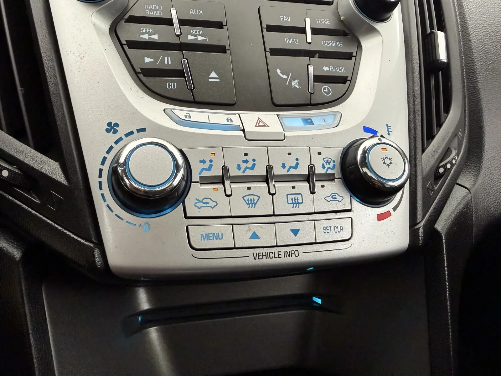 Chevrolet Equinox photo 21