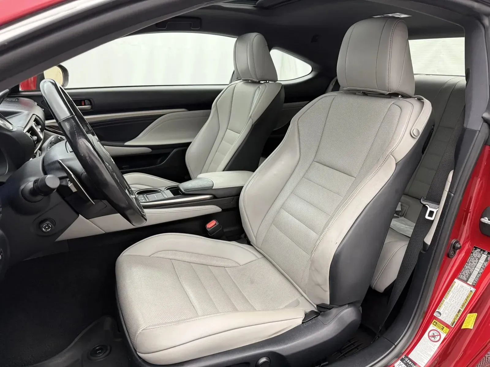 Lexus RC photo 10