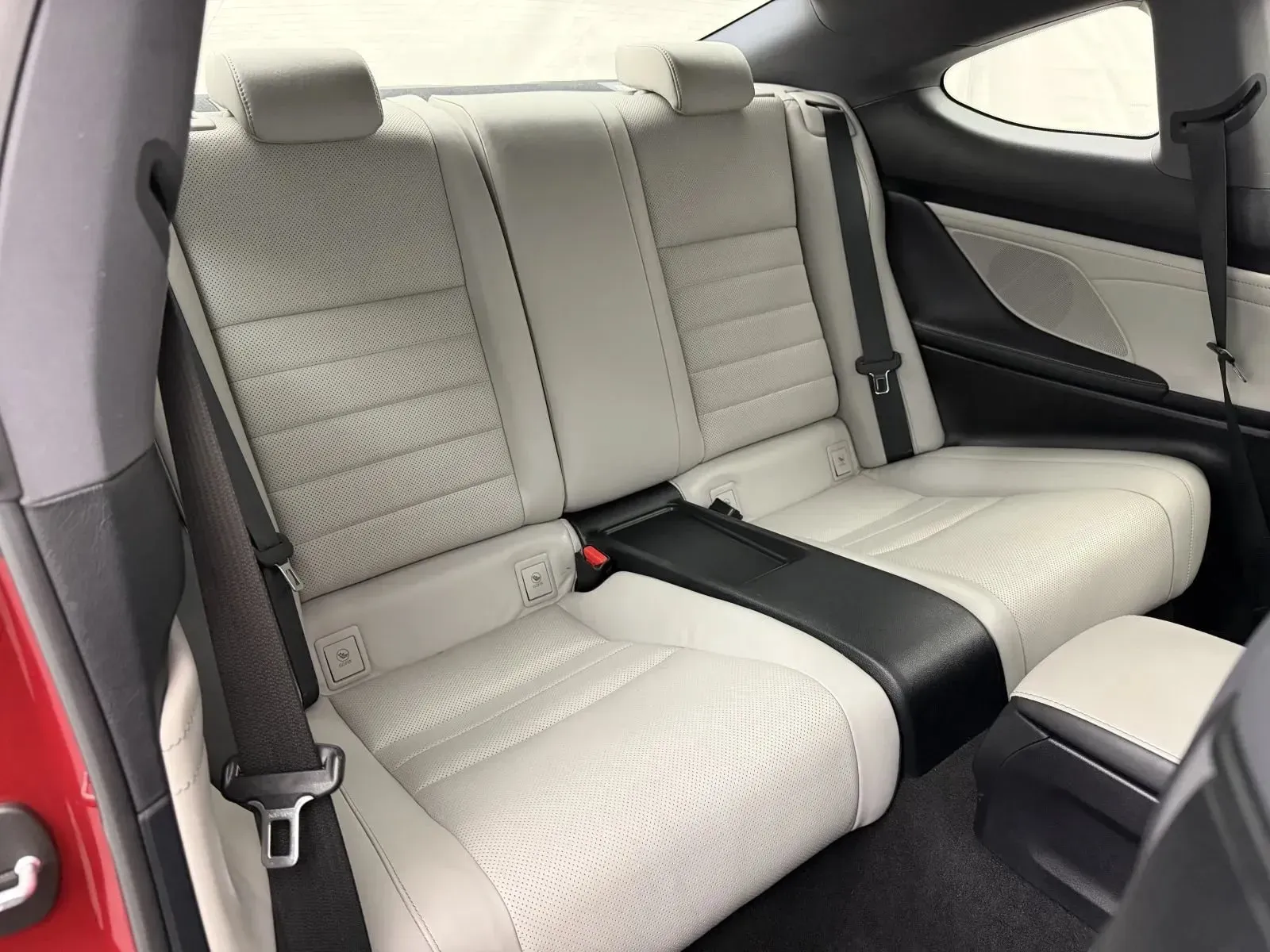 Lexus RC photo 32