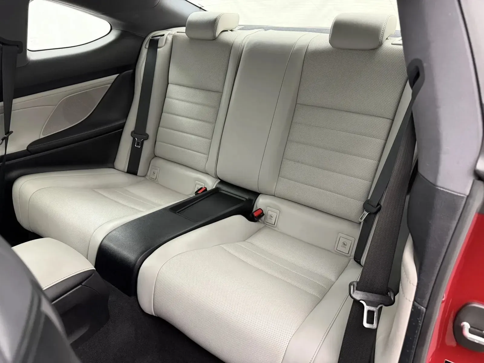 Lexus RC photo 30