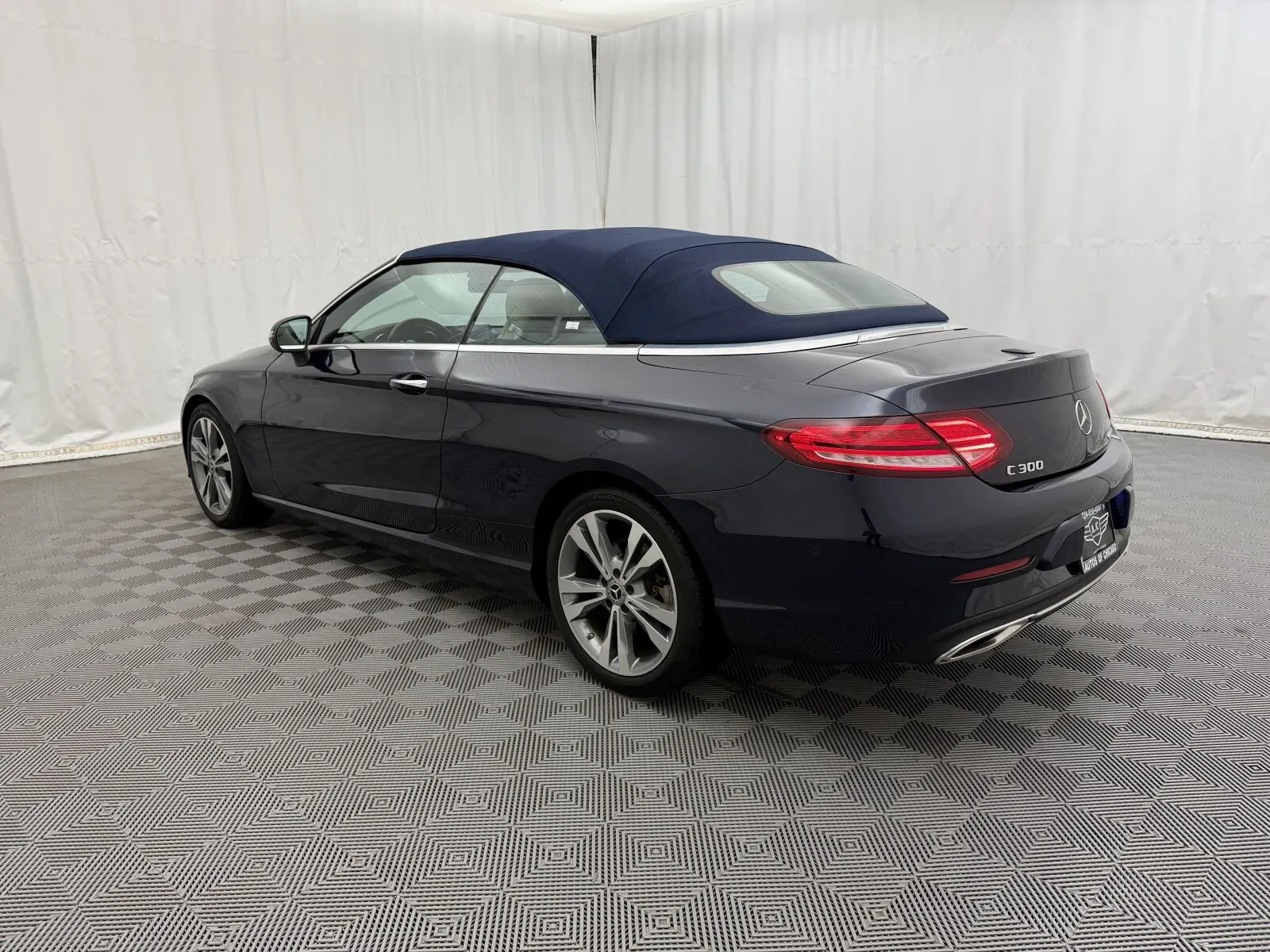 Mercedes-Benz C-Class photo 14