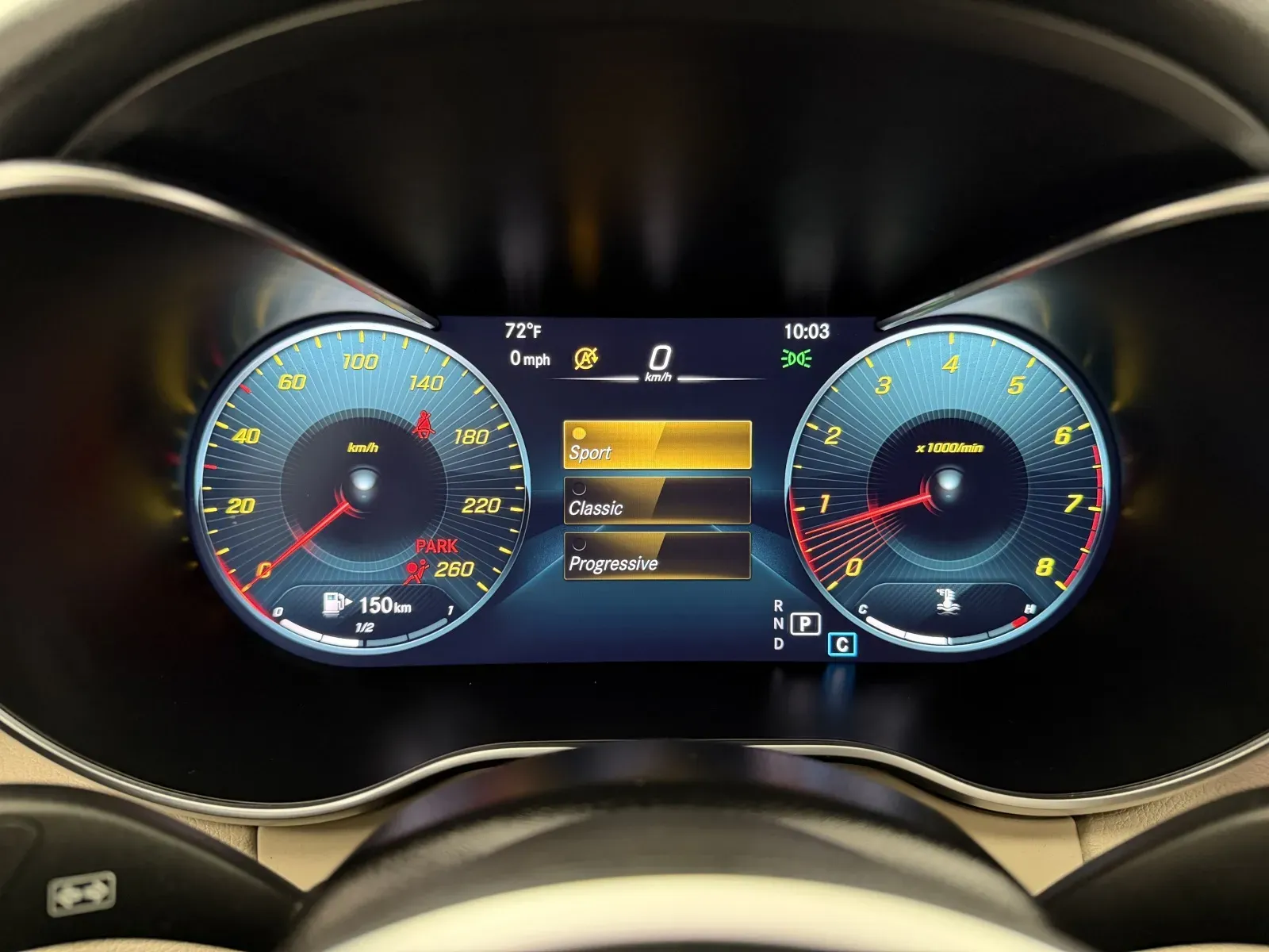 Mercedes-Benz C-Class photo 18