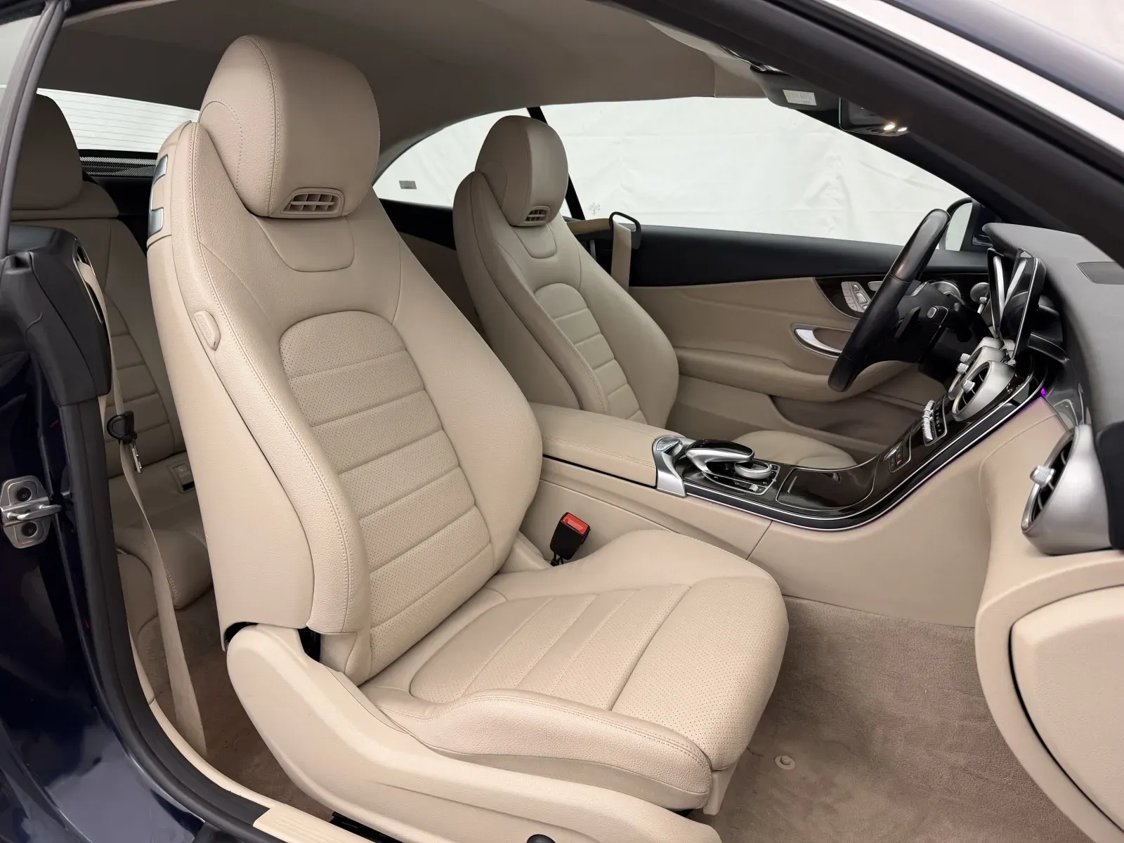 Mercedes-Benz C-Class photo 55