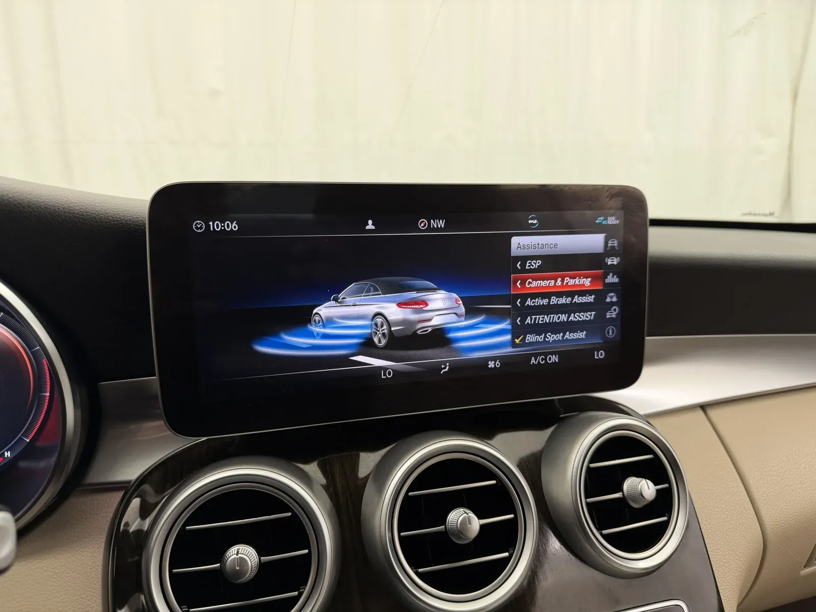 Mercedes-Benz C-Class photo 37