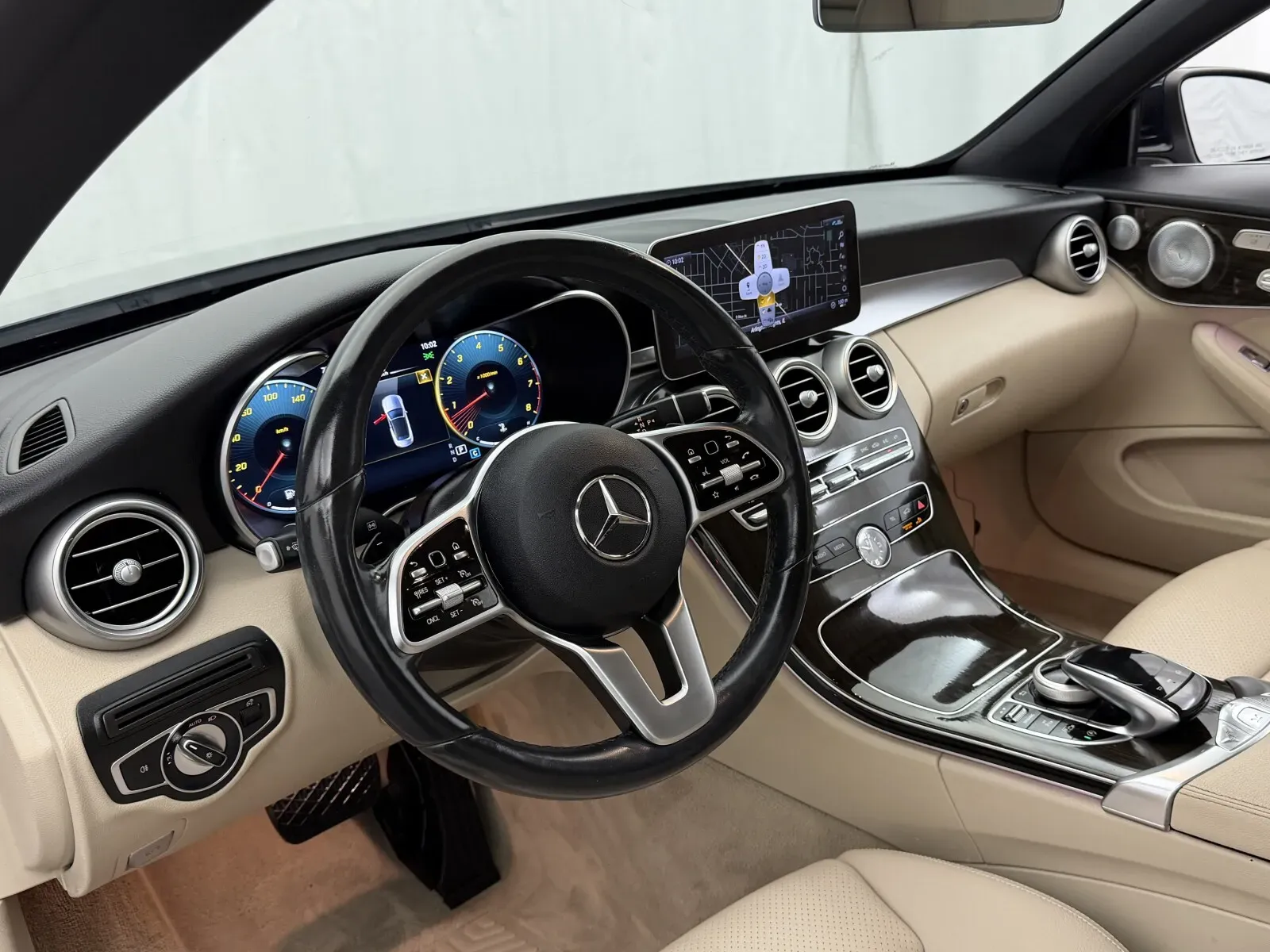 Mercedes-Benz C-Class photo 17