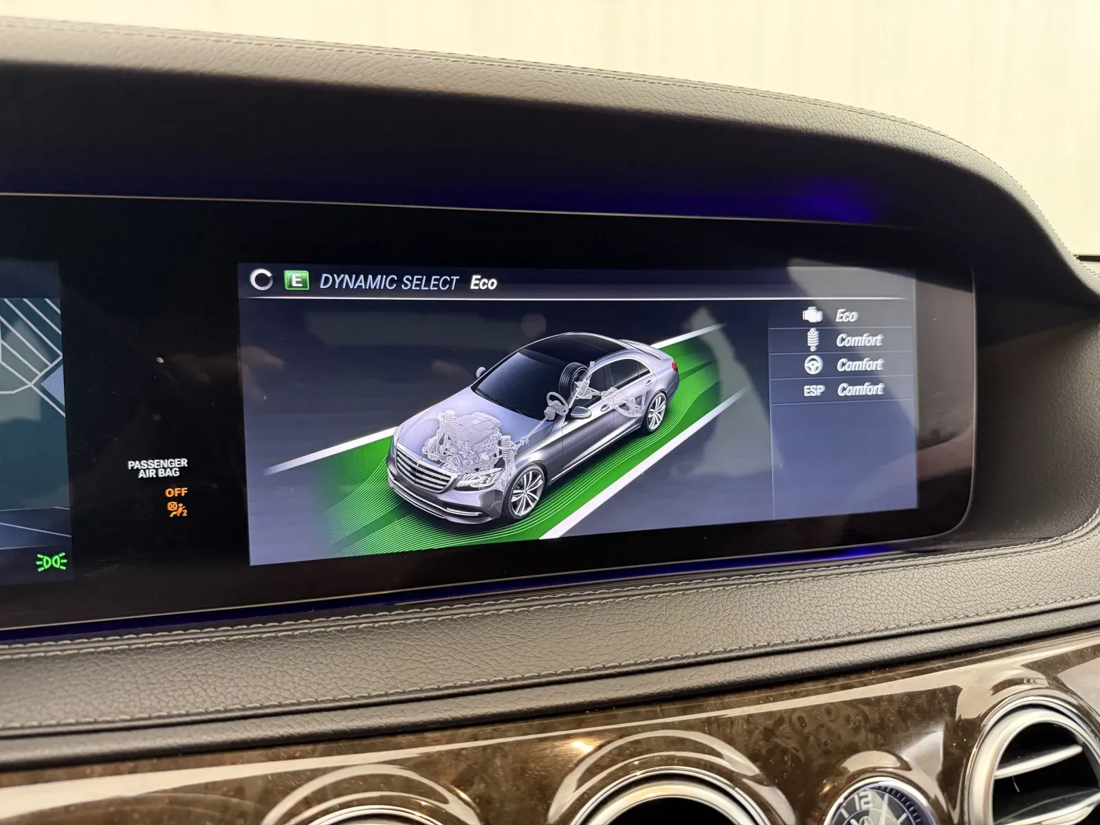 Mercedes-Benz S-Class photo 45