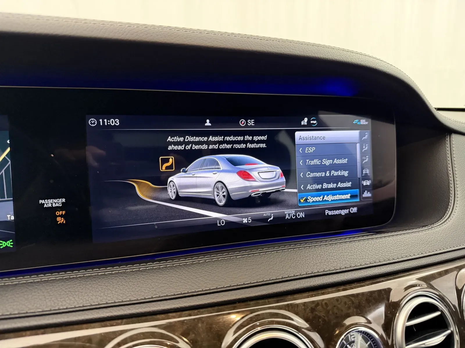 Mercedes-Benz S-Class photo 38