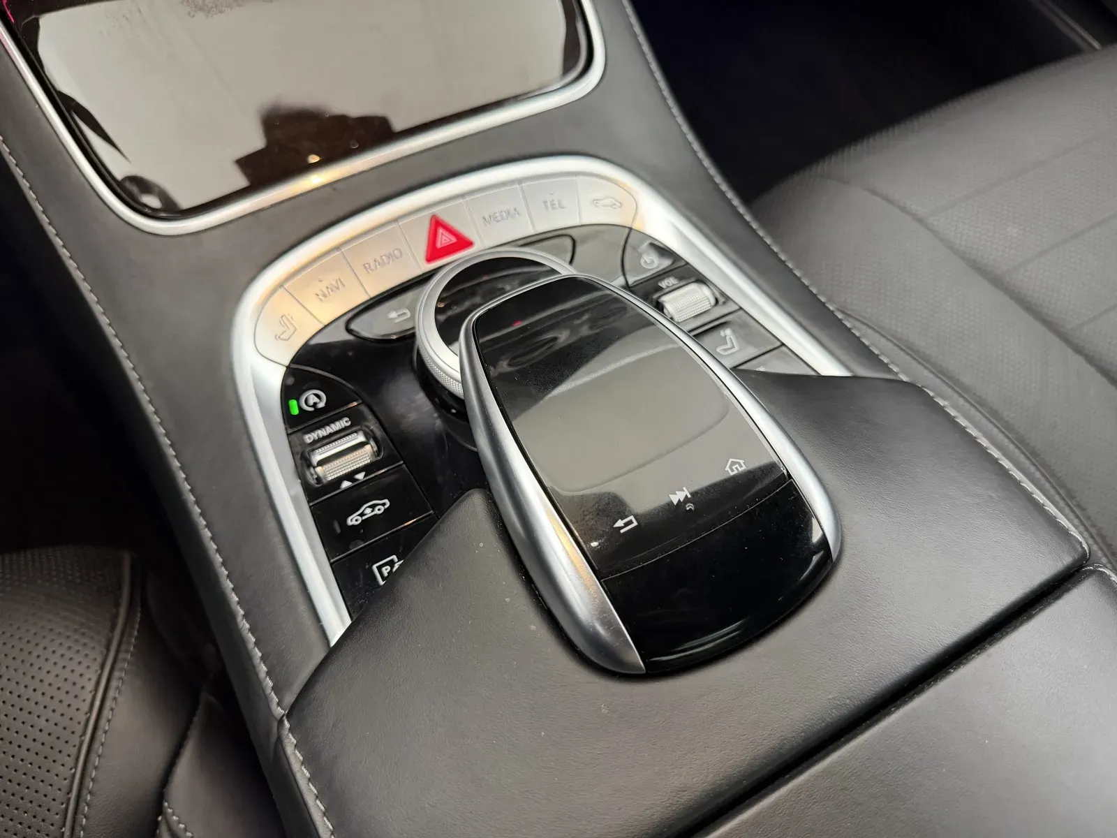 Mercedes-Benz S-Class photo 50