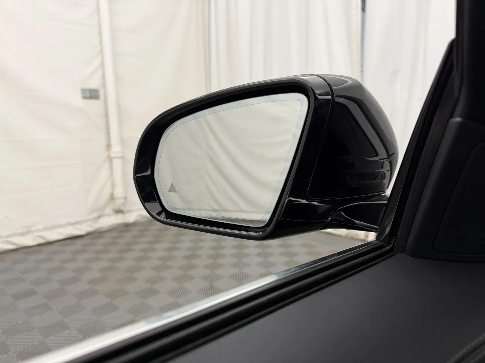 Mercedes-Benz S-Class photo 23