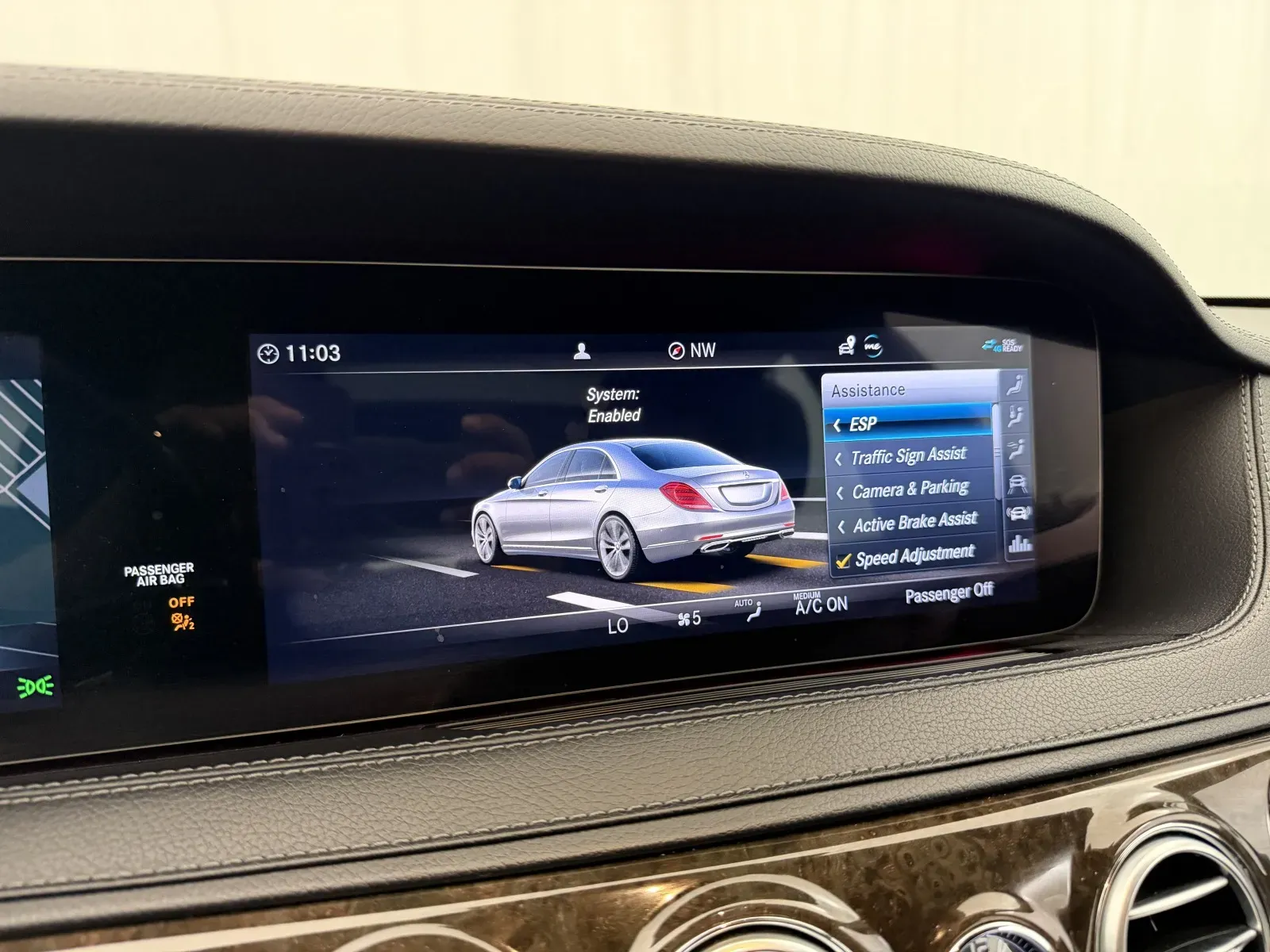 Mercedes-Benz S-Class photo 34