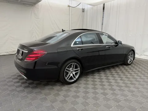 More photos of 2020 Mercedes-Benz S-Class S 560 at Autos of Chicago, IL