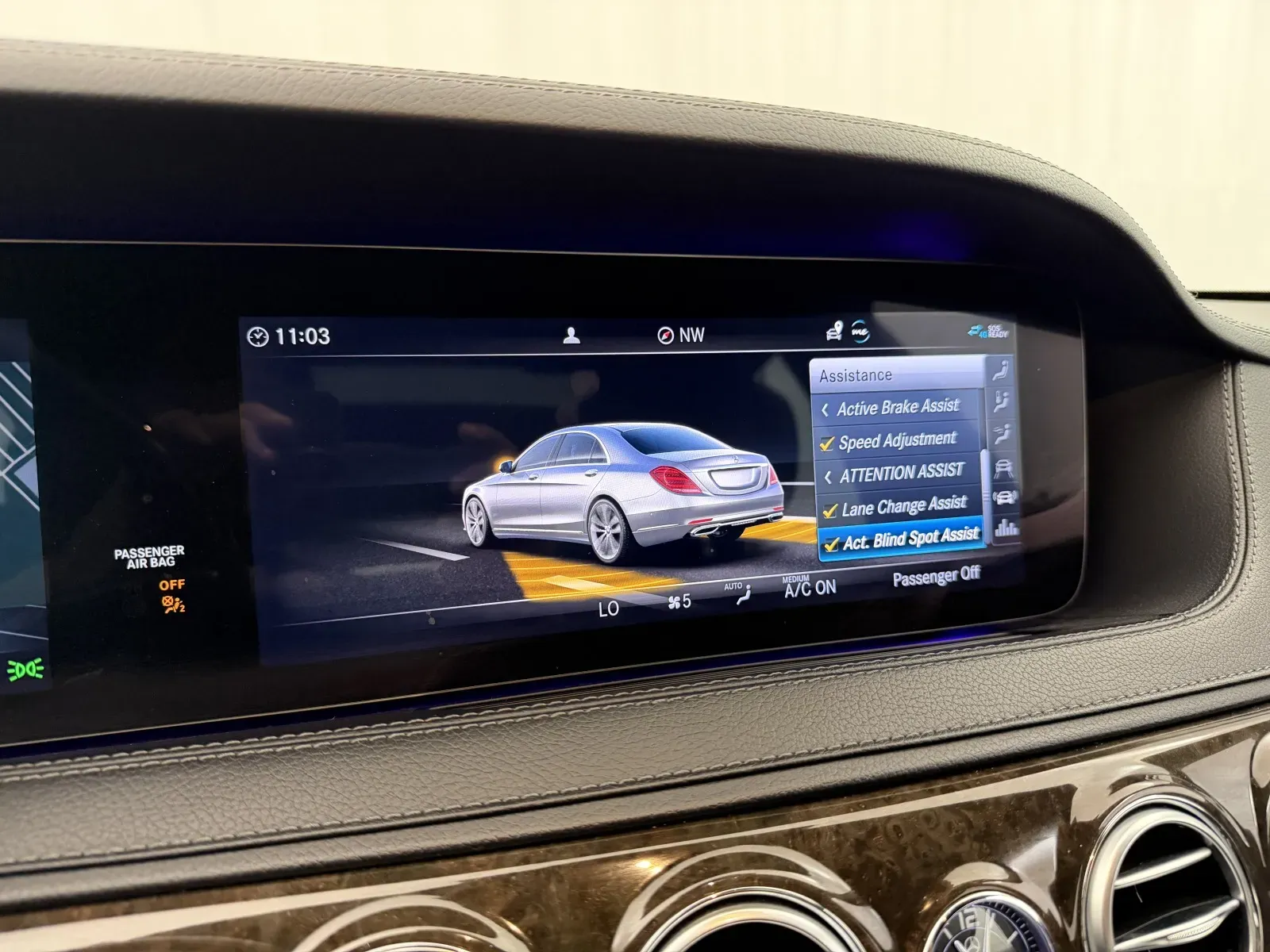 Mercedes-Benz S-Class photo 41