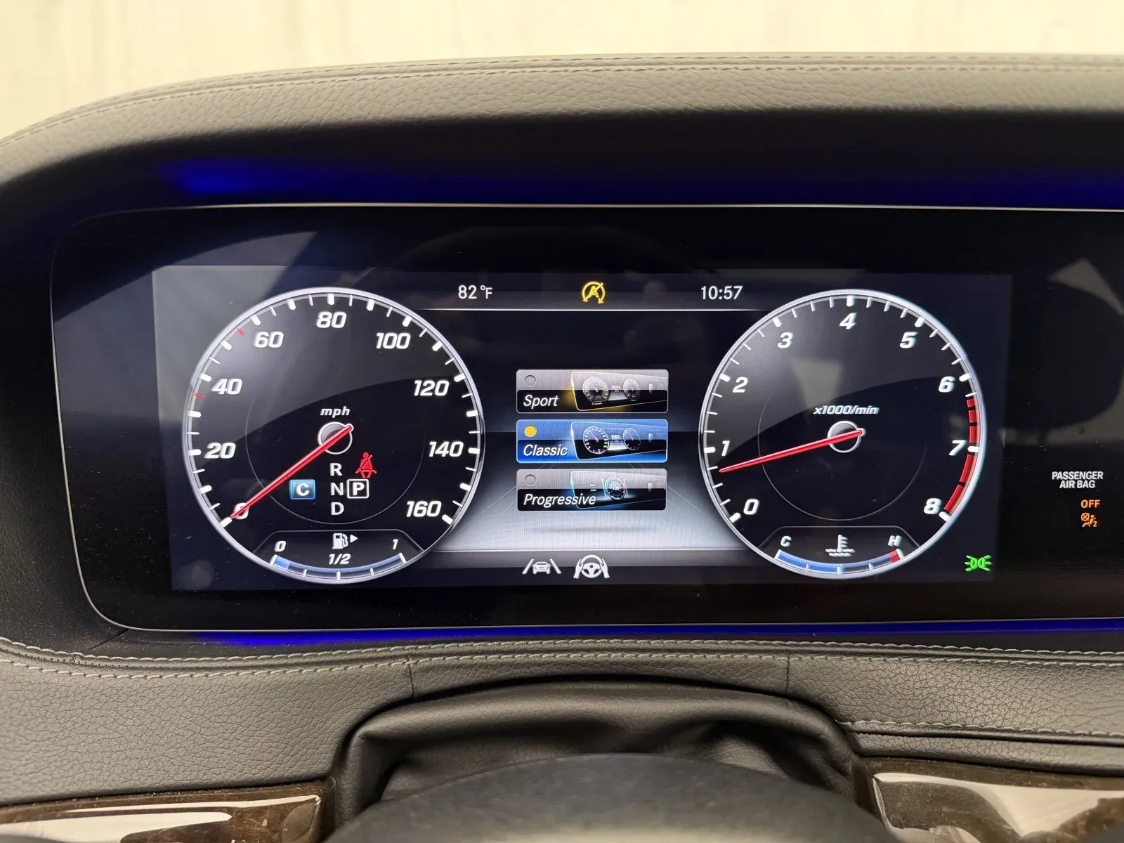 Mercedes-Benz S-Class photo 15