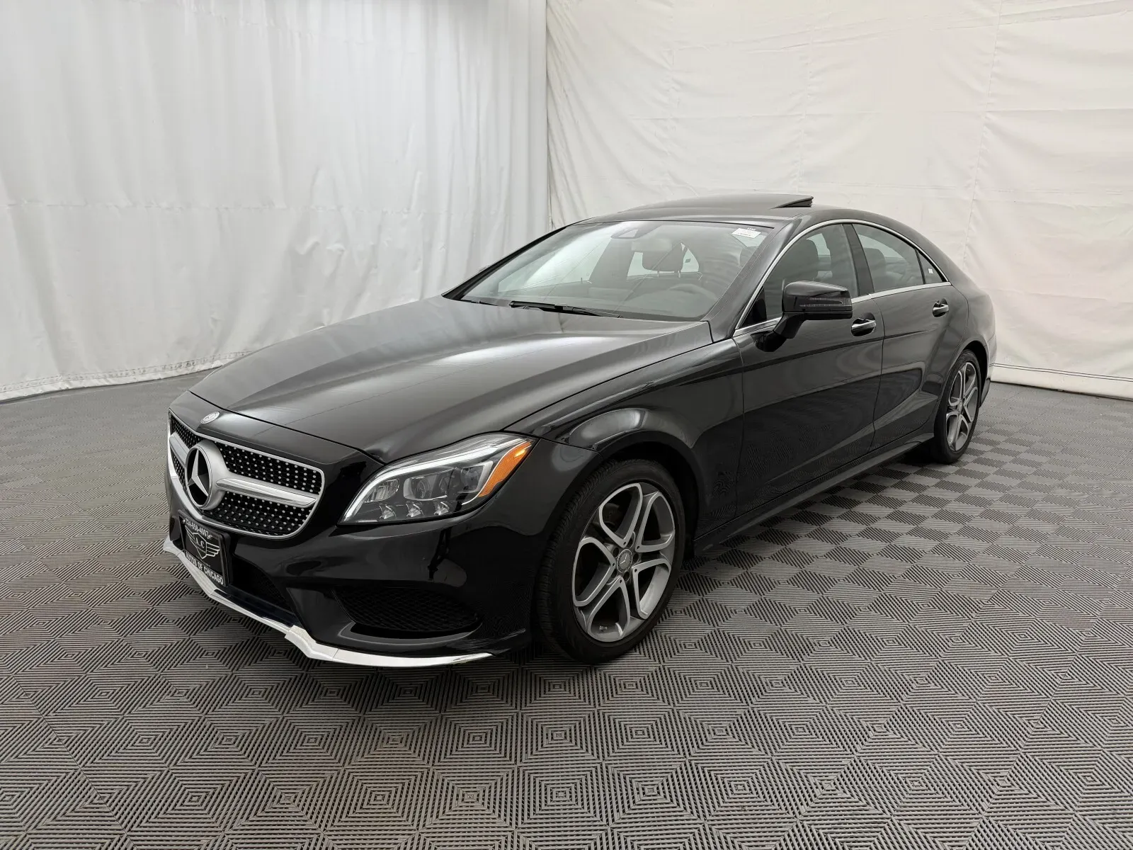 Mercedes-Benz CLS photo 2