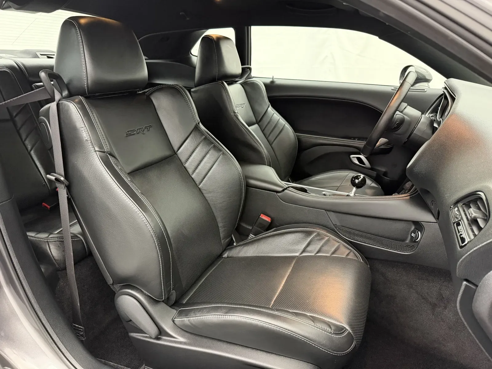 Dodge Challenger photo 27