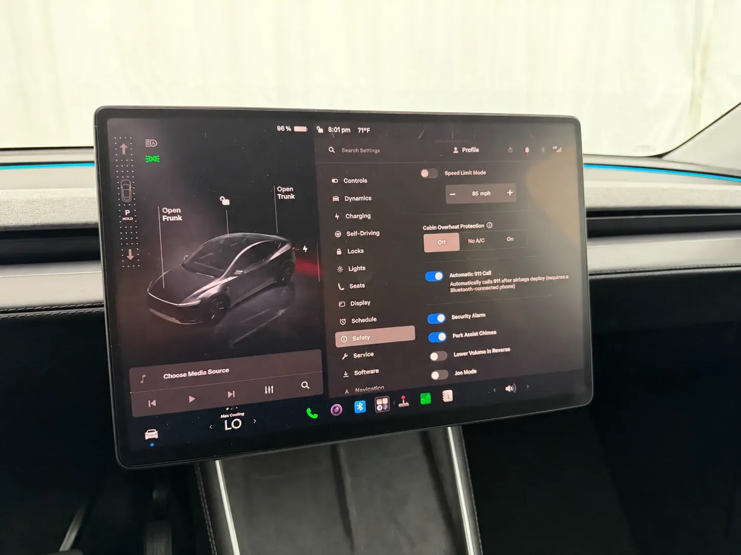 Tesla Model Y photo 22