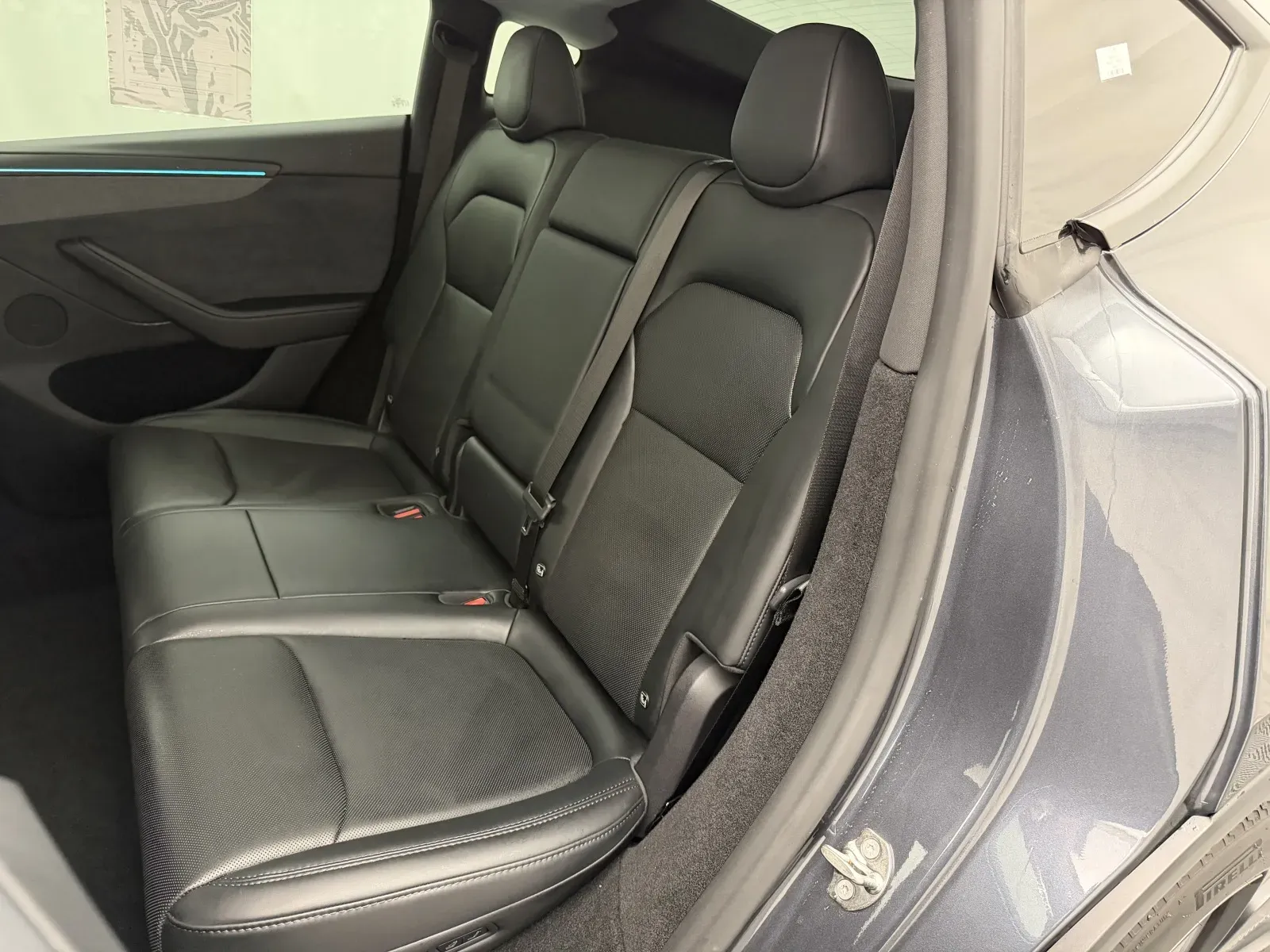 Tesla Model Y photo 31