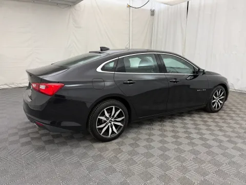 More photos of 2016 Chevrolet Malibu LT at Autos of Chicago, IL