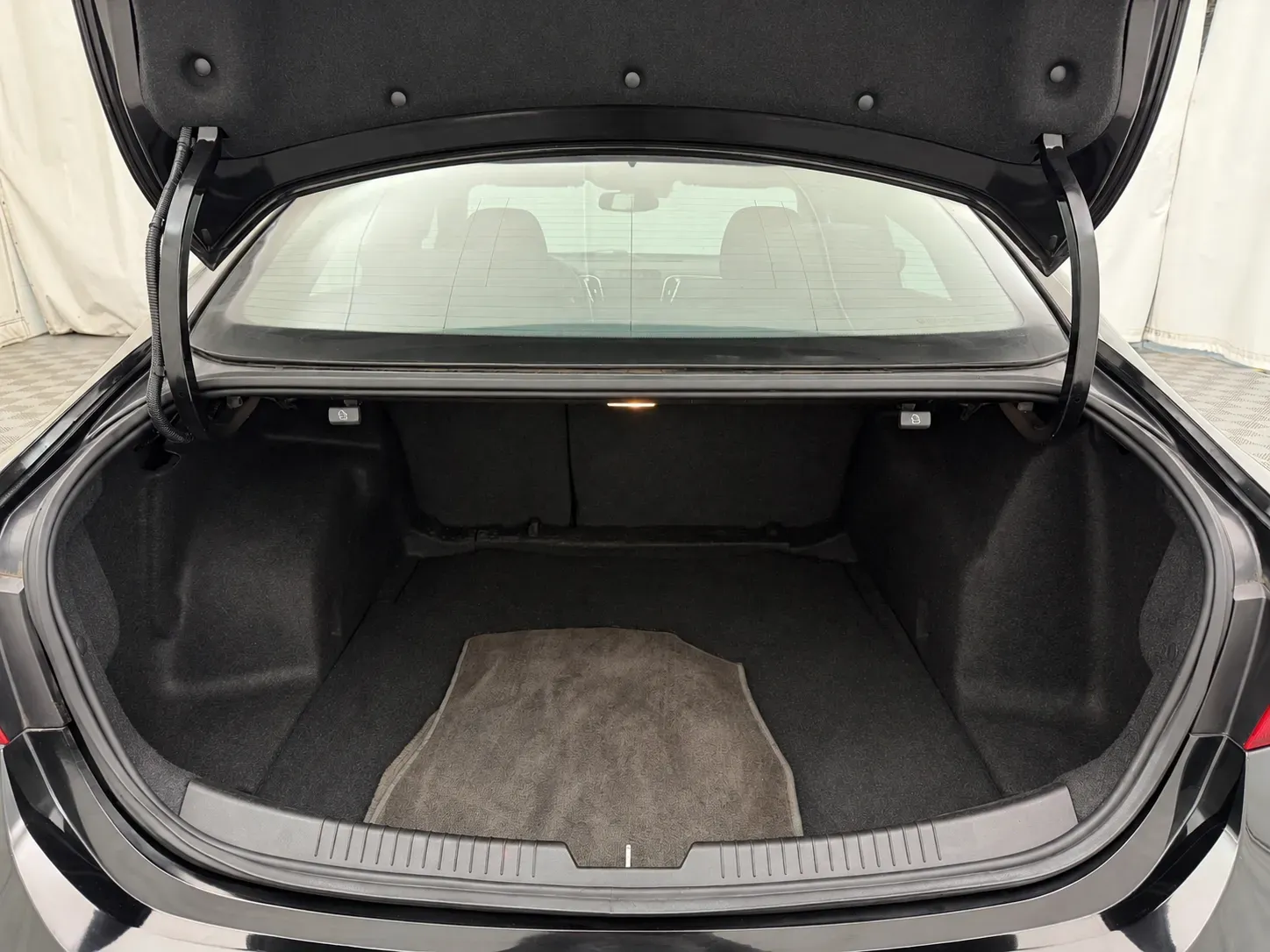 Chevrolet Malibu photo 24