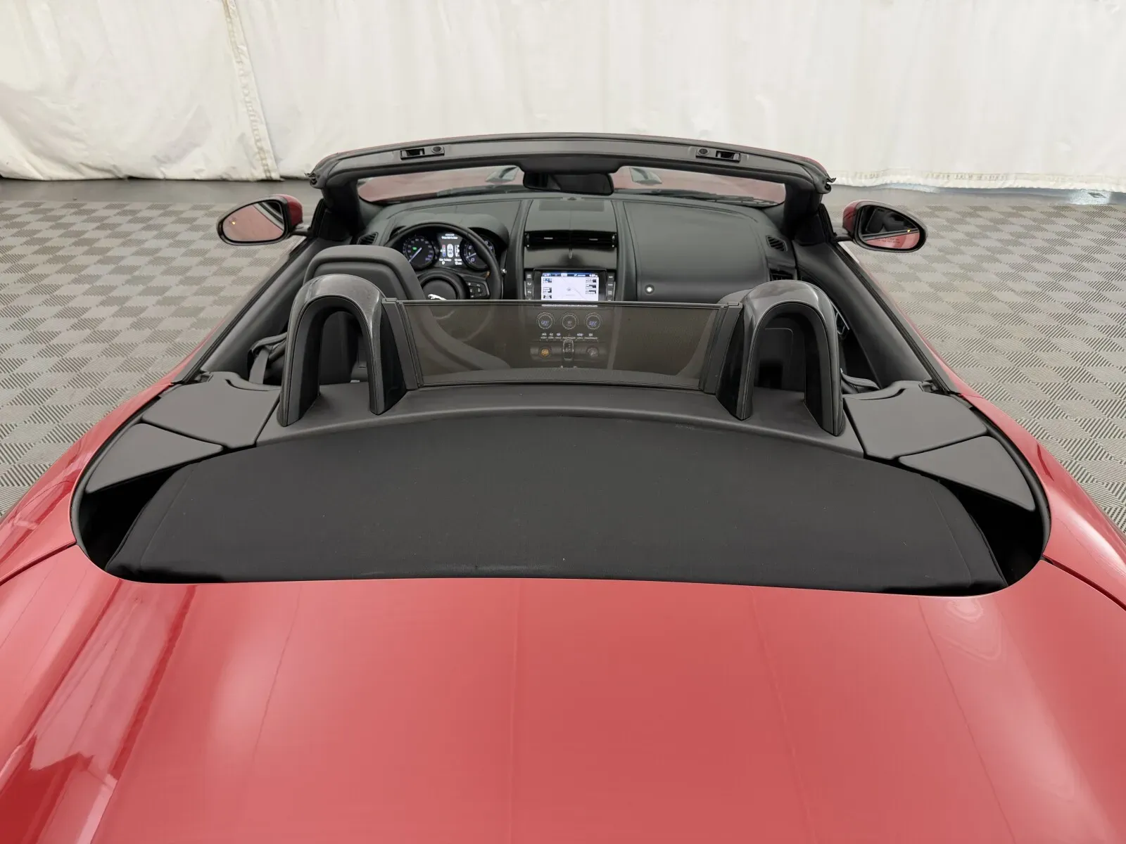 Jaguar F-TYPE photo 13