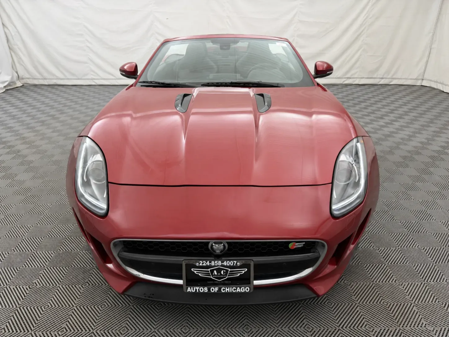 Jaguar F-TYPE photo 9