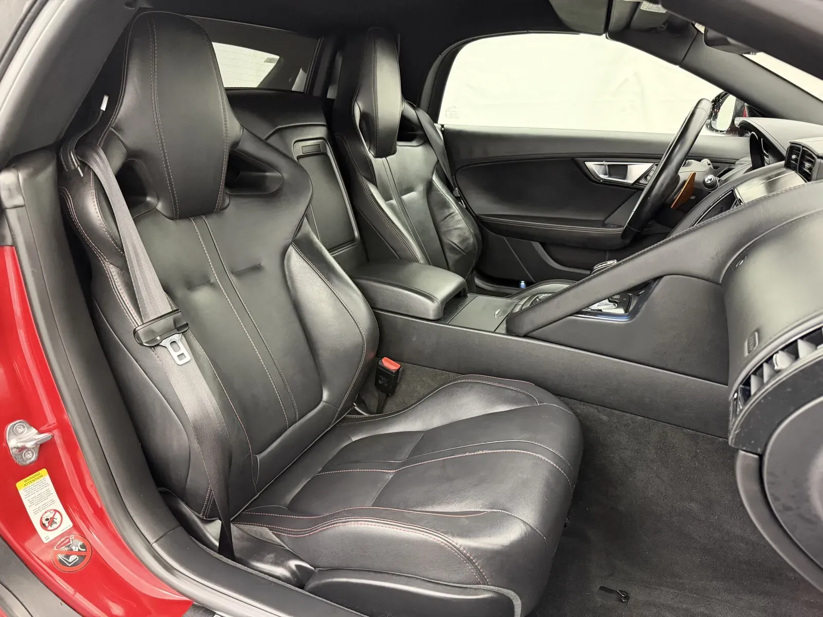 Jaguar F-TYPE photo 35