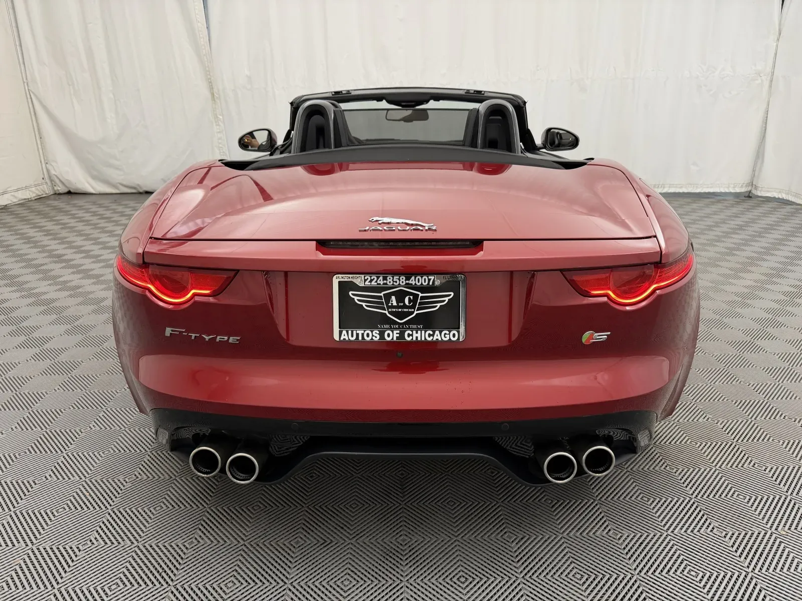 Jaguar F-TYPE photo 12