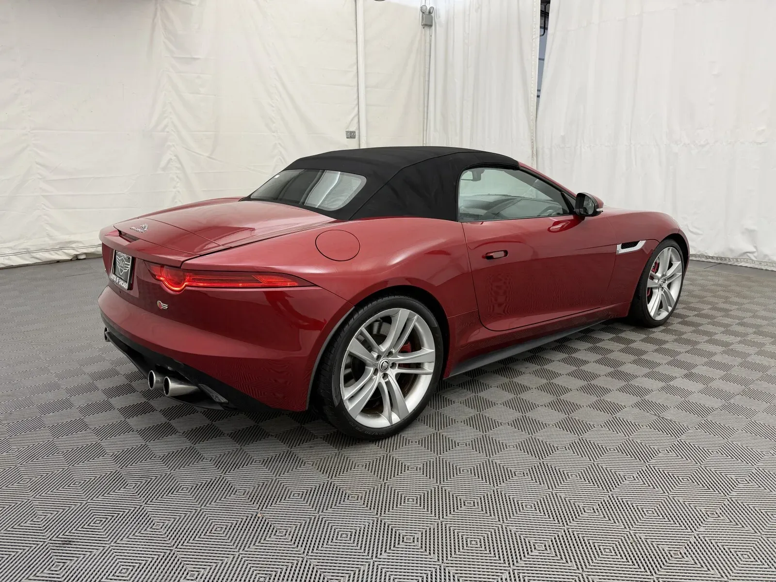 Jaguar F-TYPE photo 5
