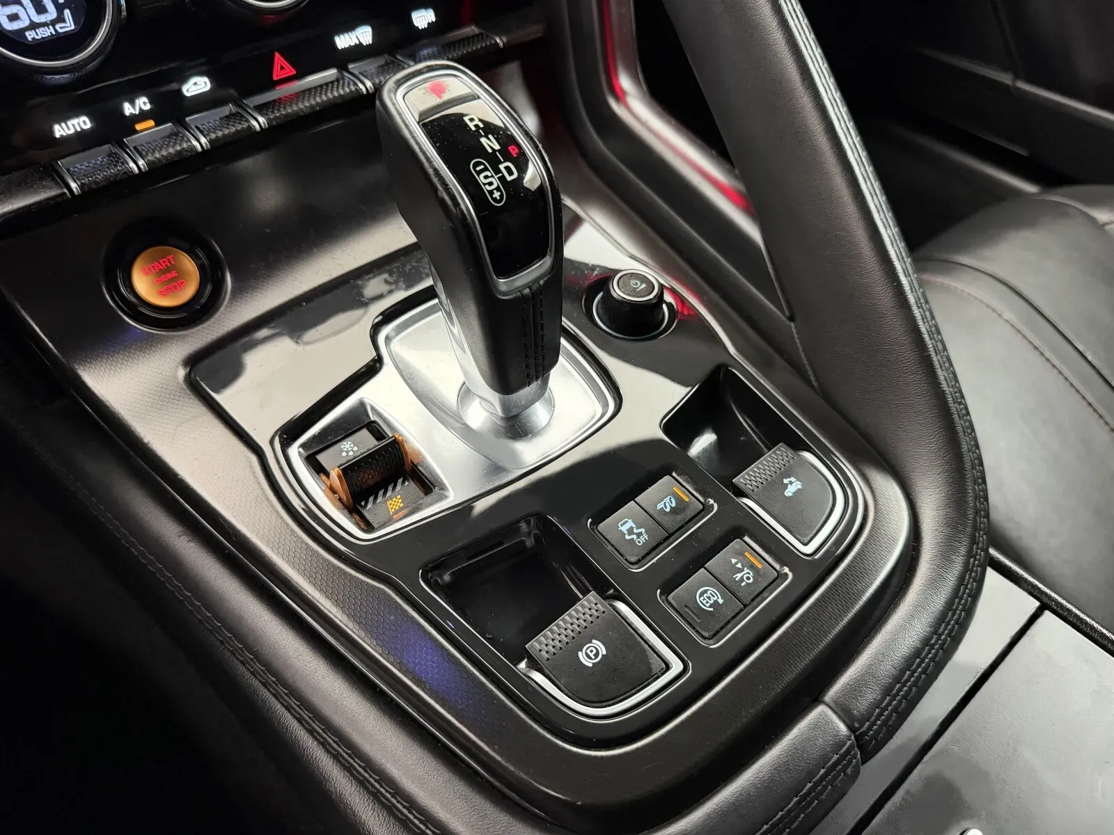 Jaguar F-TYPE photo 33