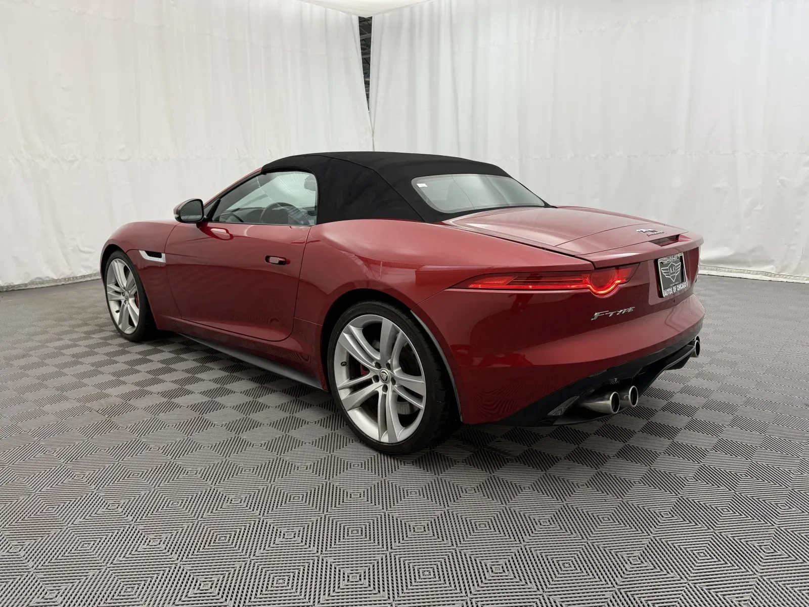 Jaguar F-TYPE photo 7