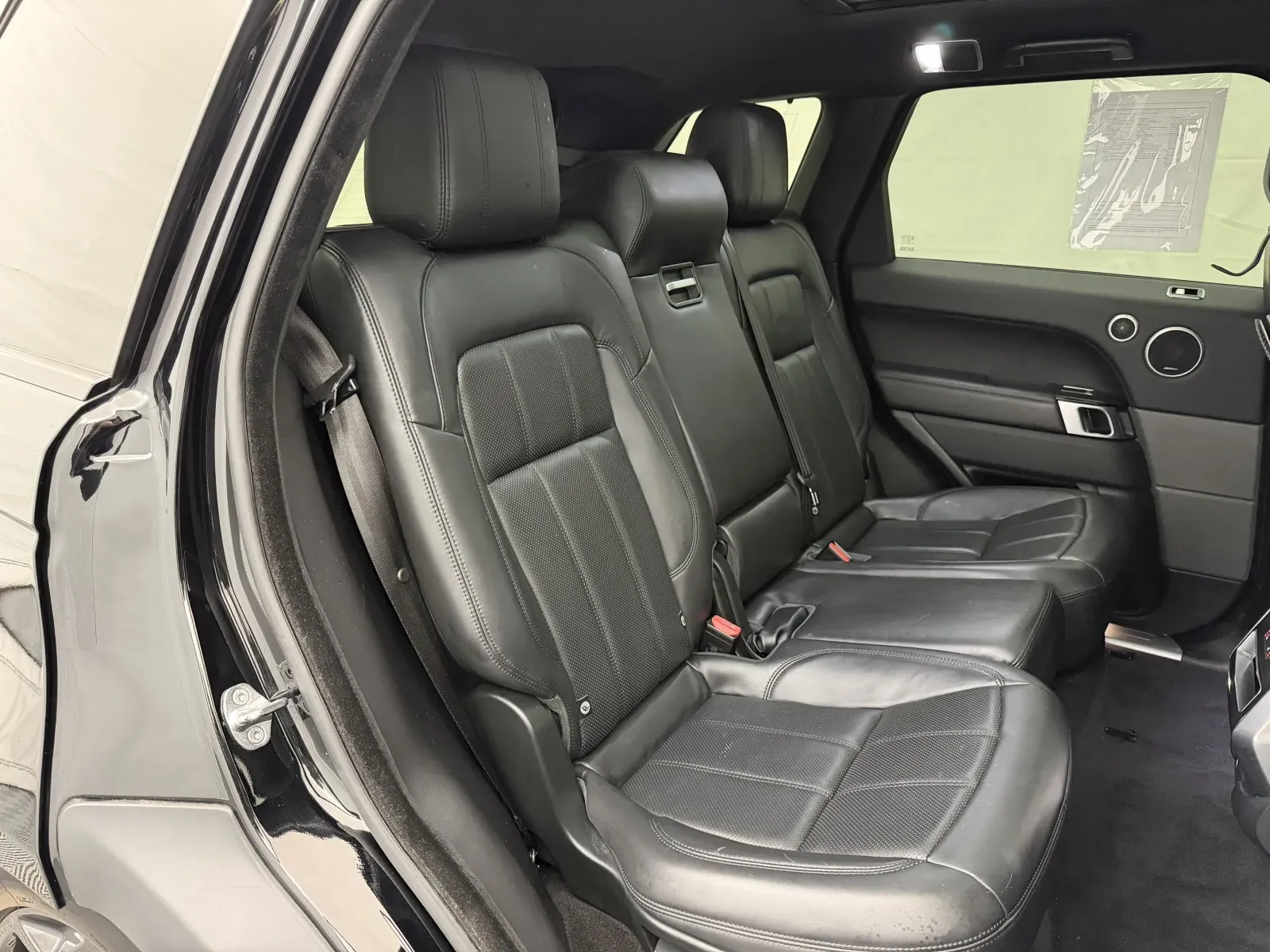 Land Rover Range Rover Sport photo 38