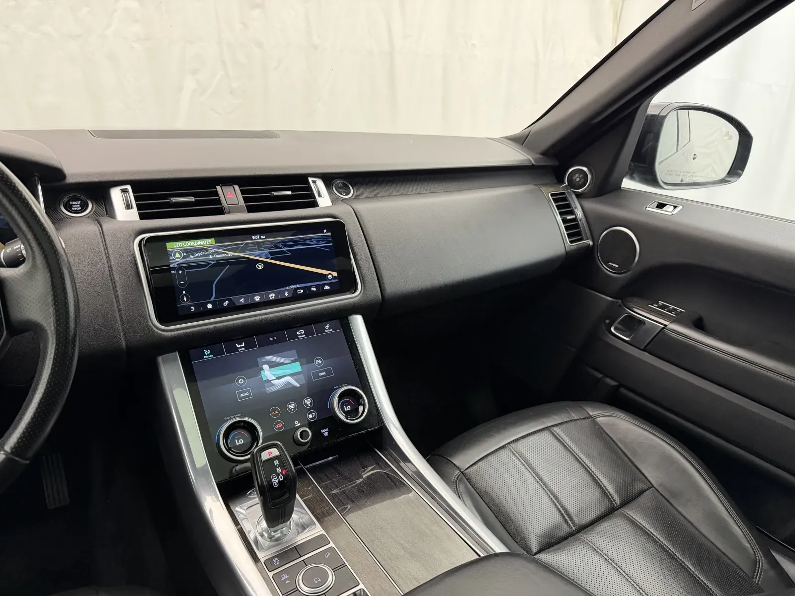 Land Rover Range Rover Sport photo 19