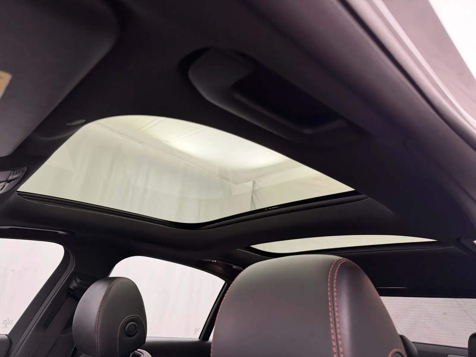 Mercedes-Benz E-Class photo 10