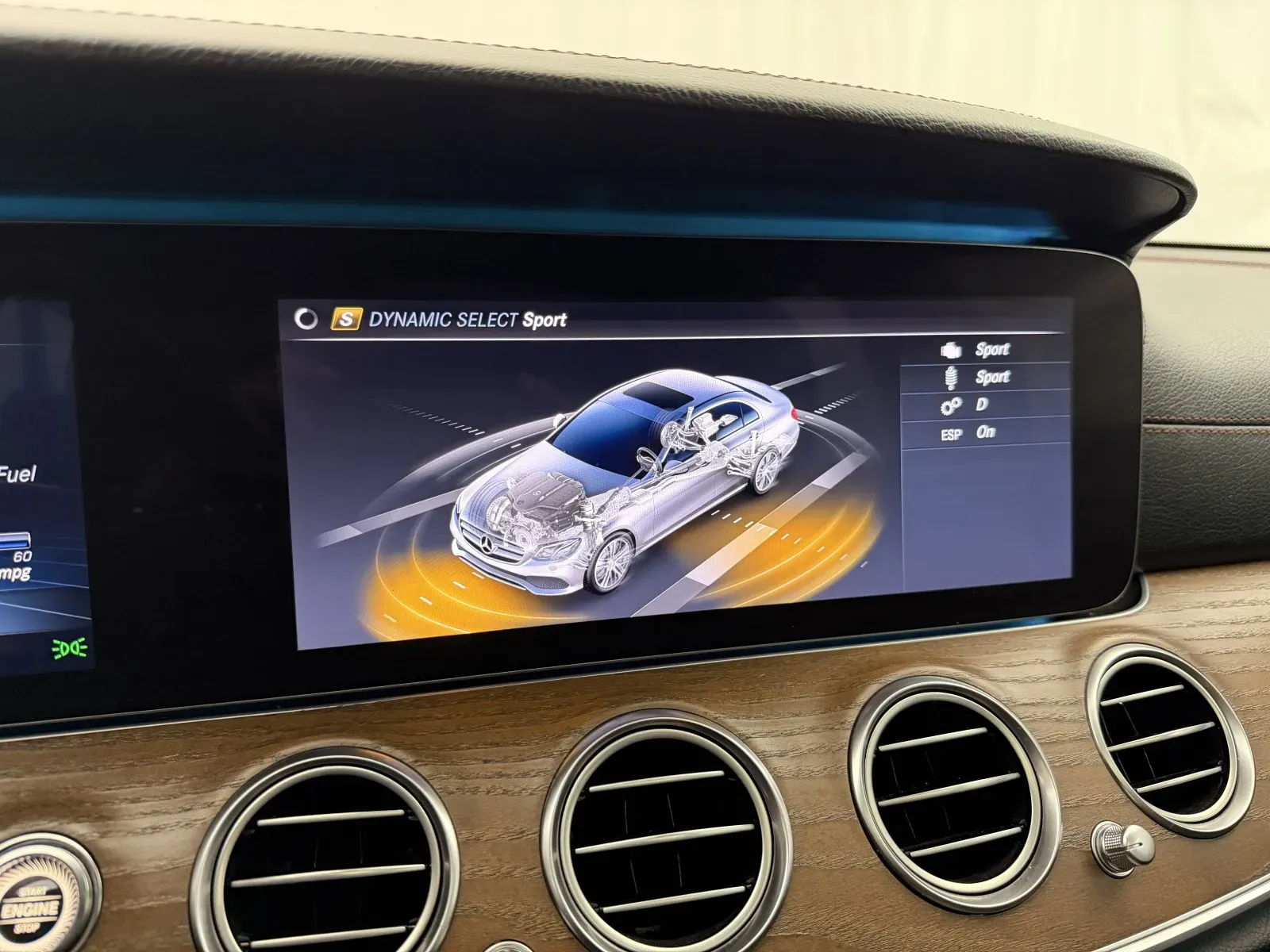 Mercedes-Benz E-Class photo 35