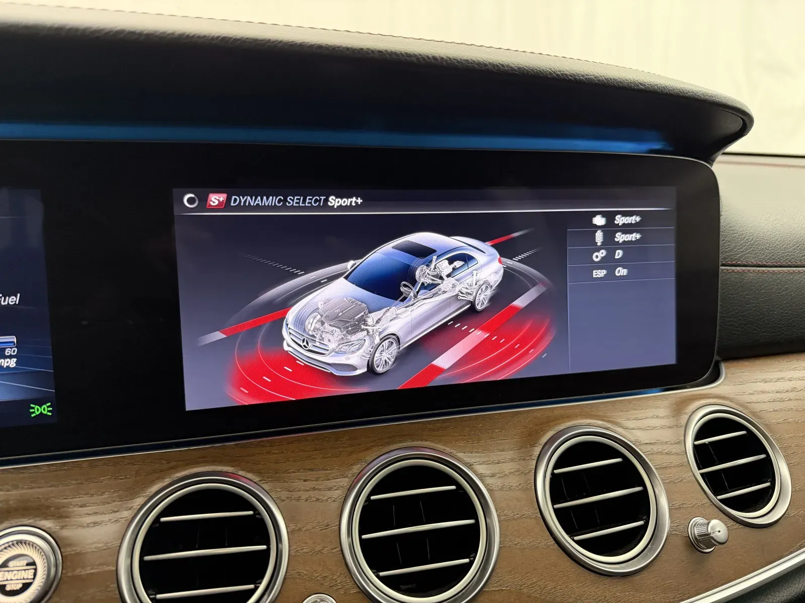 Mercedes-Benz E-Class photo 36