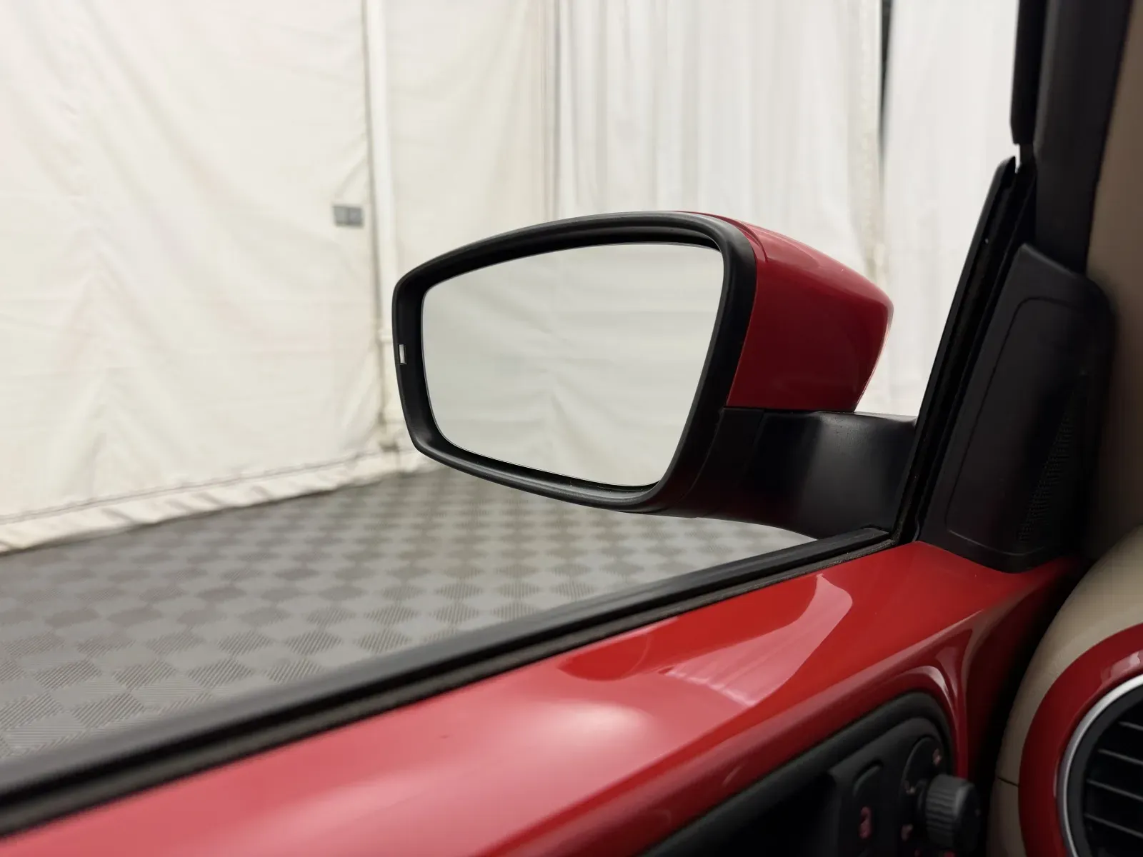 Volkswagen Beetle photo 6