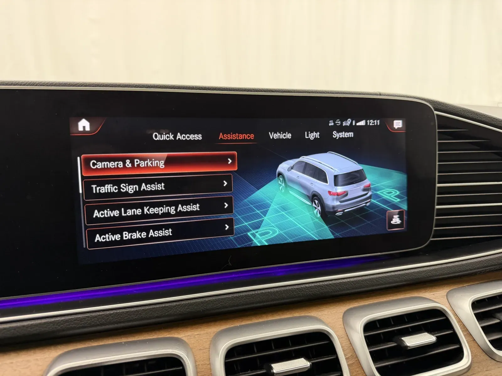 Mercedes-Benz GLS photo 34