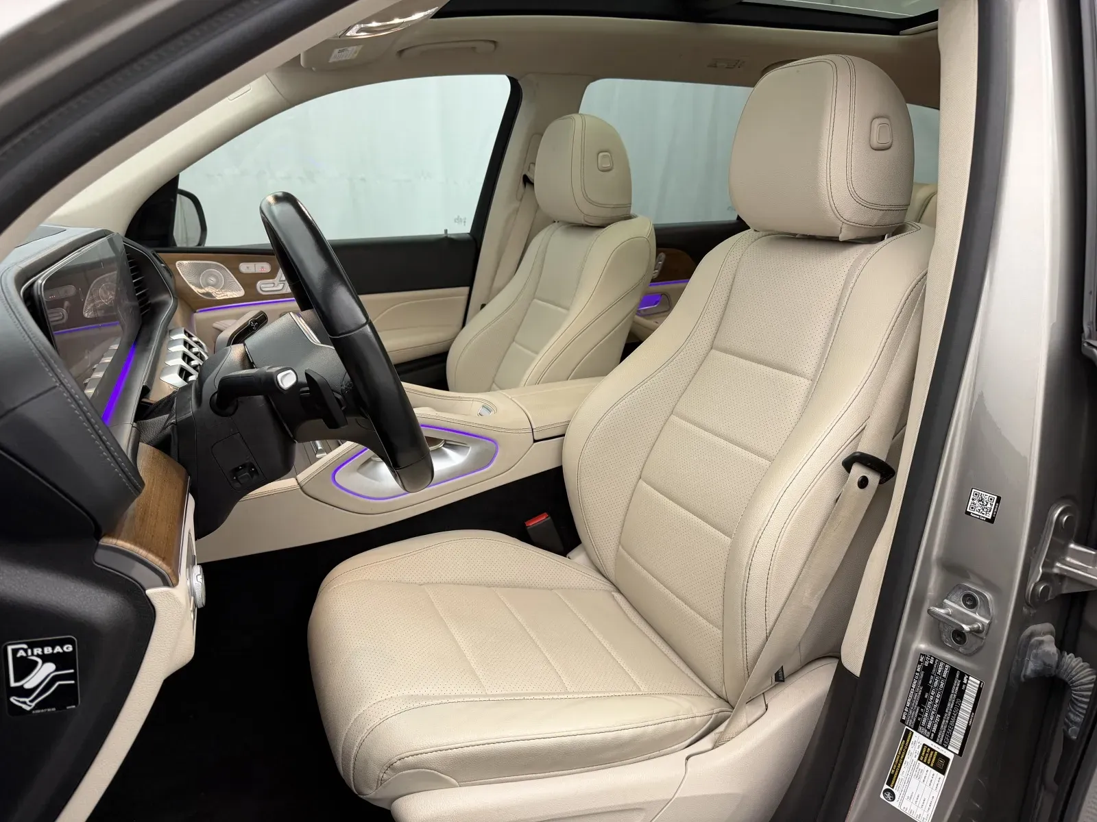 Mercedes-Benz GLS photo 9
