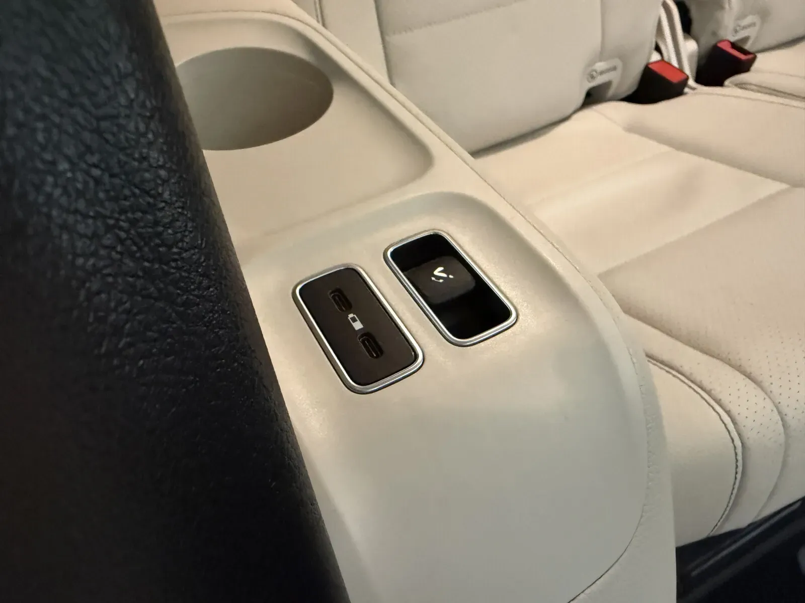 Mercedes-Benz GLS photo 51