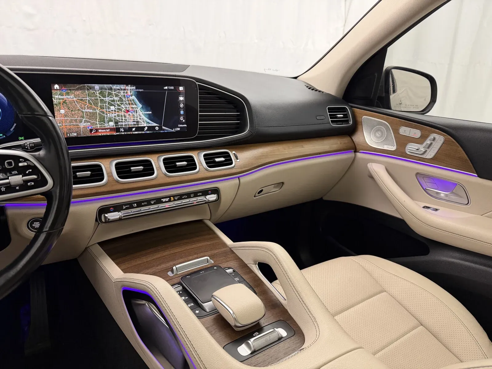 Mercedes-Benz GLS photo 25
