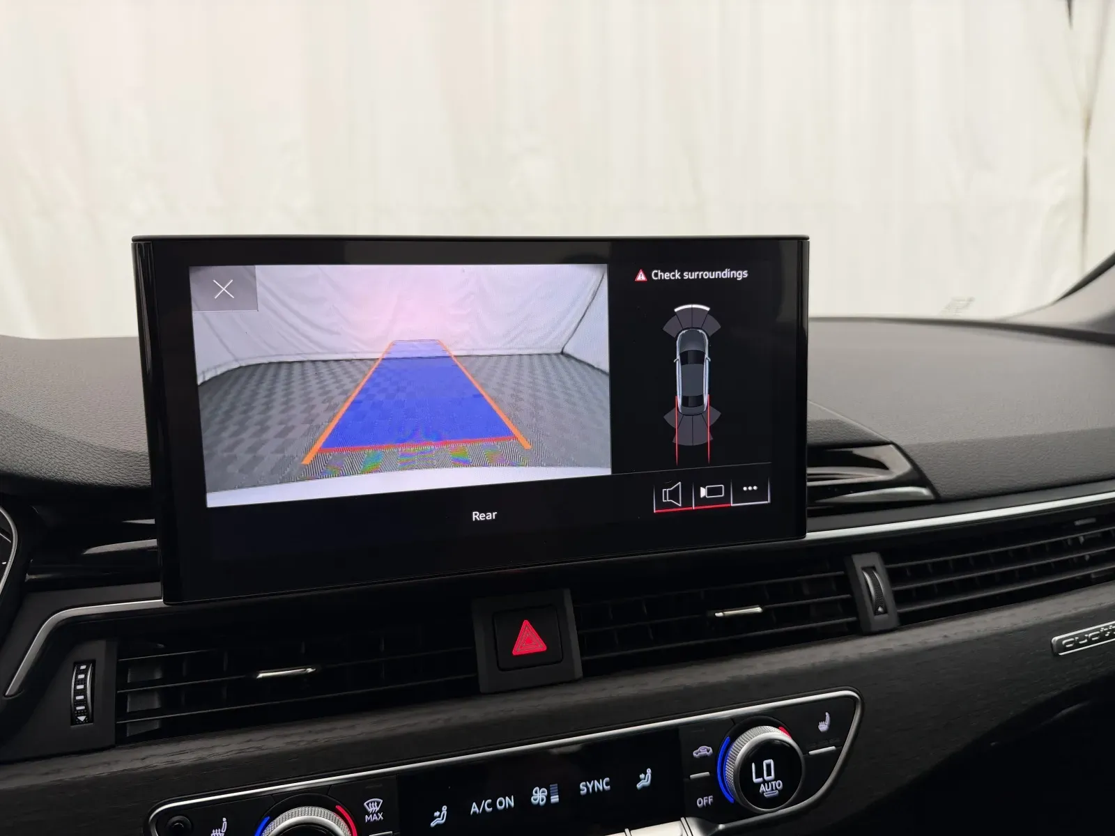 Audi A4 photo 18