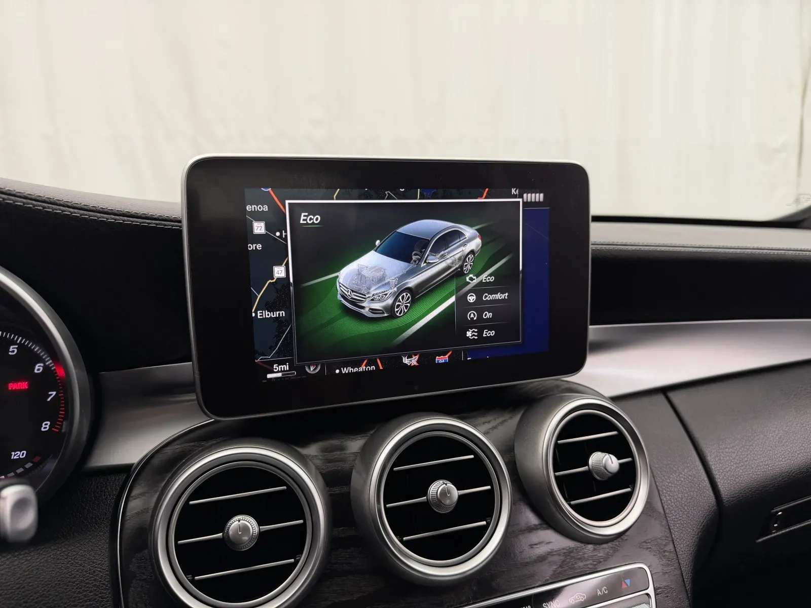 Mercedes-Benz C-Class photo 22
