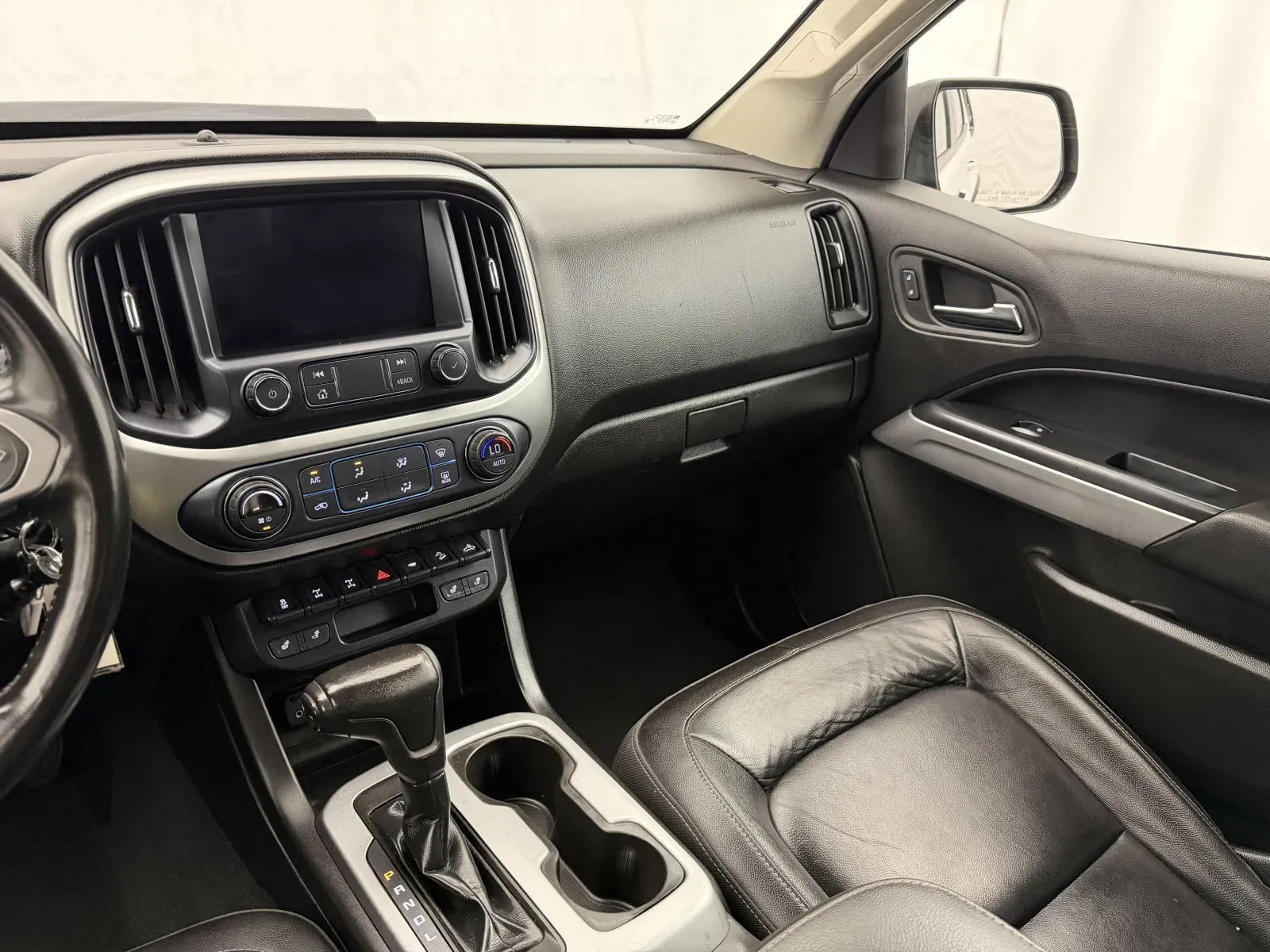 Chevrolet Colorado photo 20