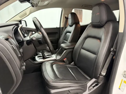 Another view of 2019 Chevrolet Colorado 4WD ZR2 for sale in Arlington Heights, IL at Autos of Chicago