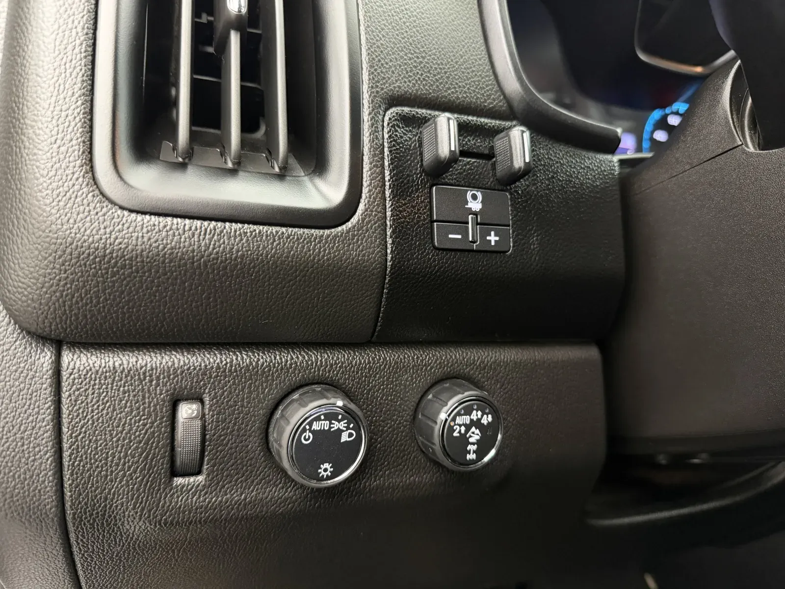 Chevrolet Colorado photo 17