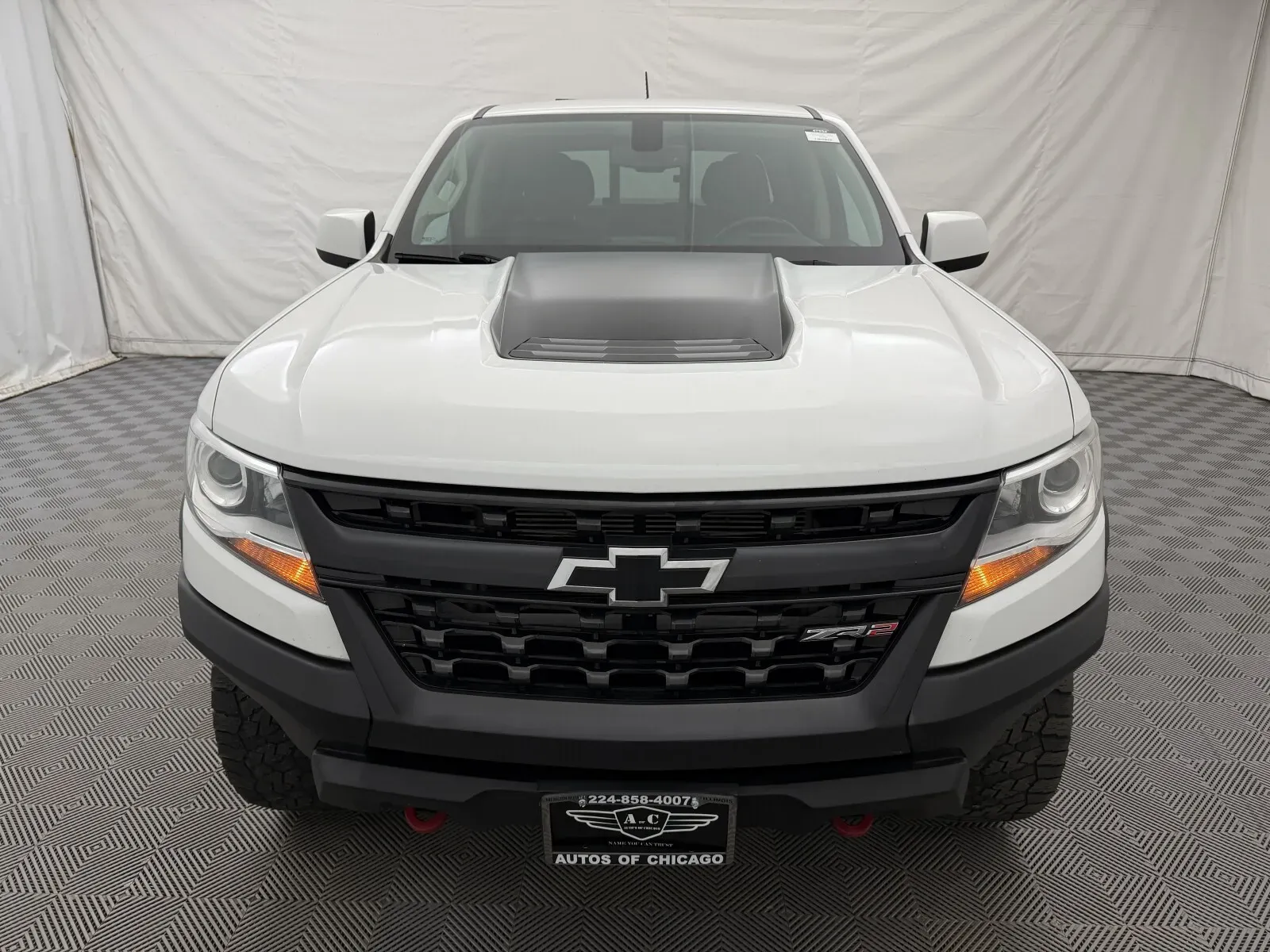 Chevrolet Colorado photo 3